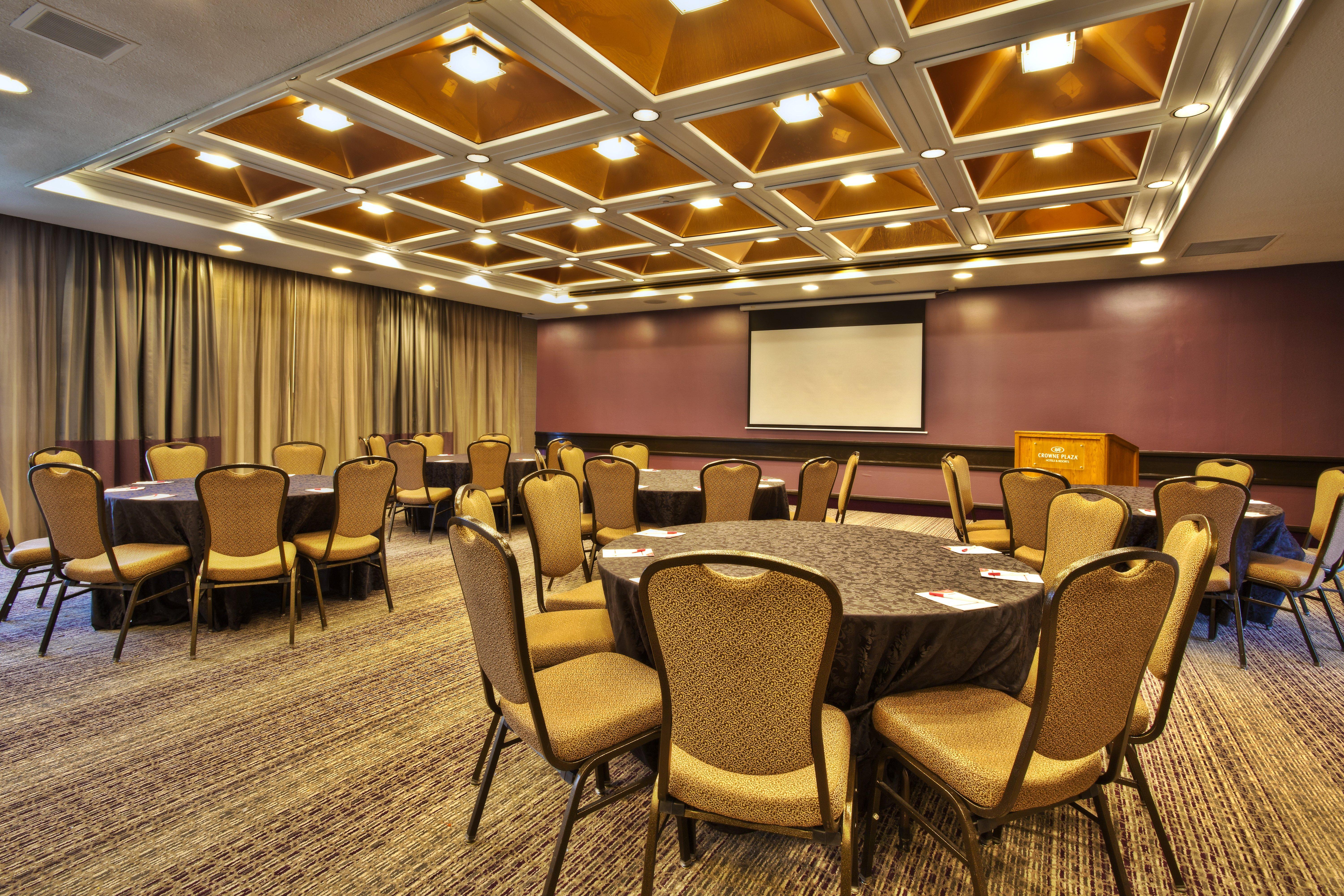 Отель Crowne Plaza Kitchener-Waterloo By Ihg Экстерьер фото
