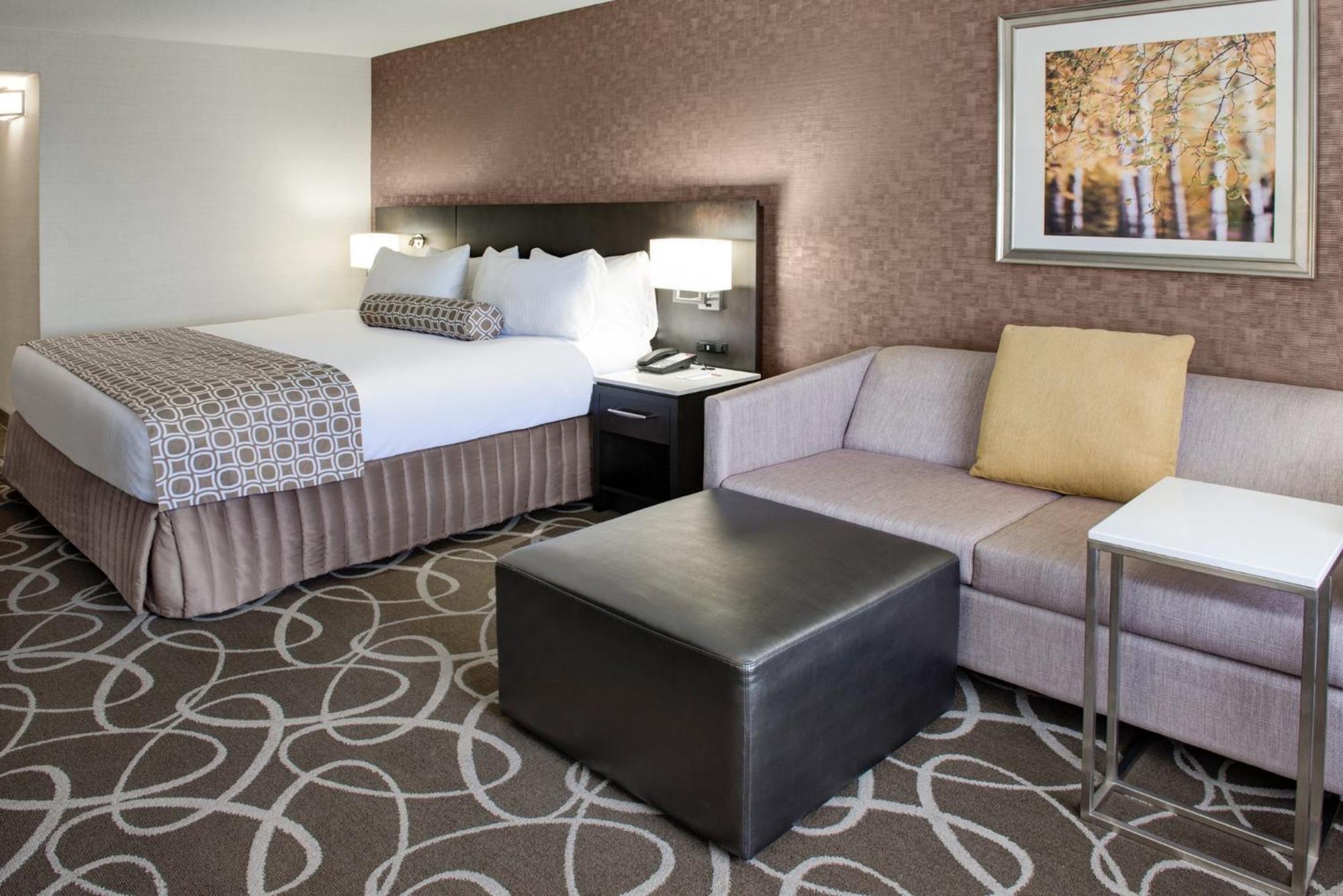 Отель Crowne Plaza Kitchener-Waterloo By Ihg Экстерьер фото